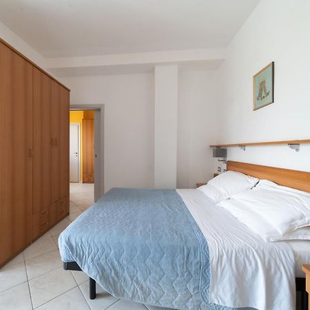 Hotel Casadei Fano Kültér fotó