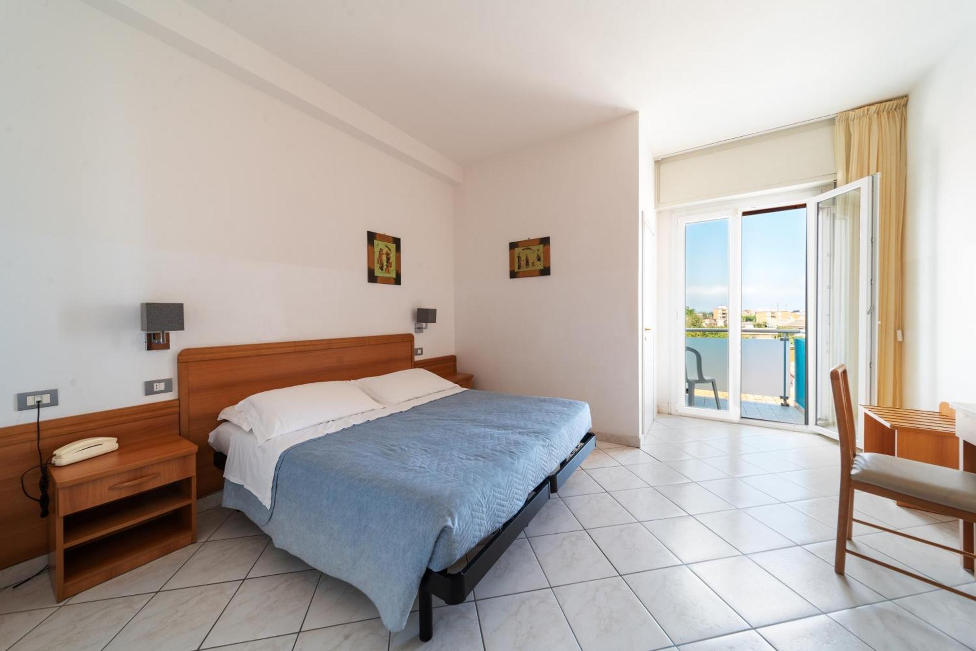 Hotel Casadei Fano Kültér fotó