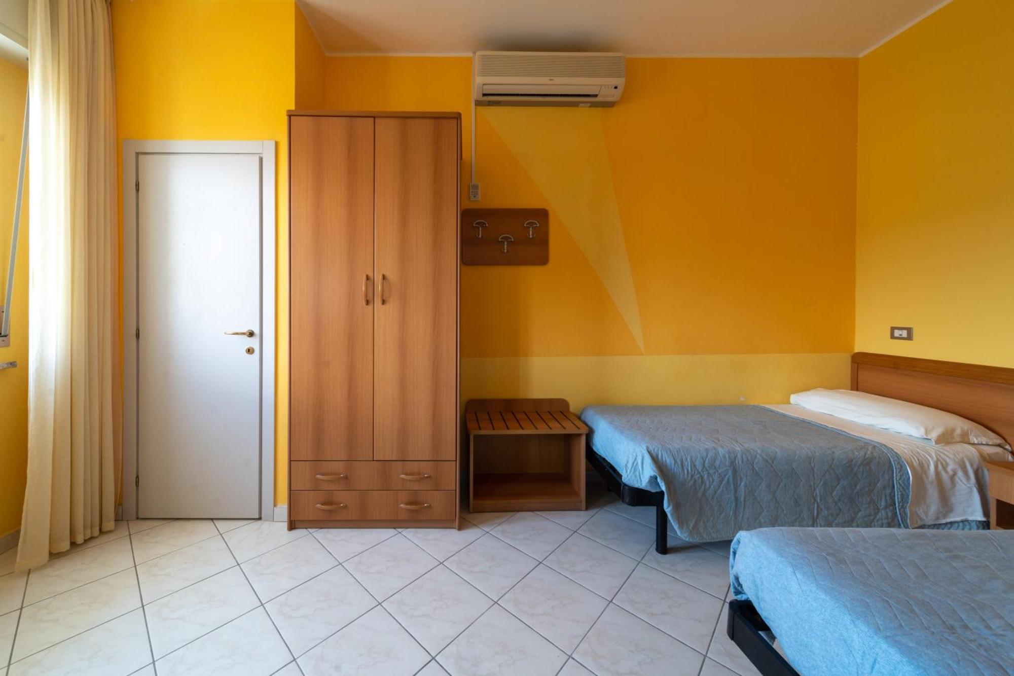 Hotel Casadei Fano Kültér fotó