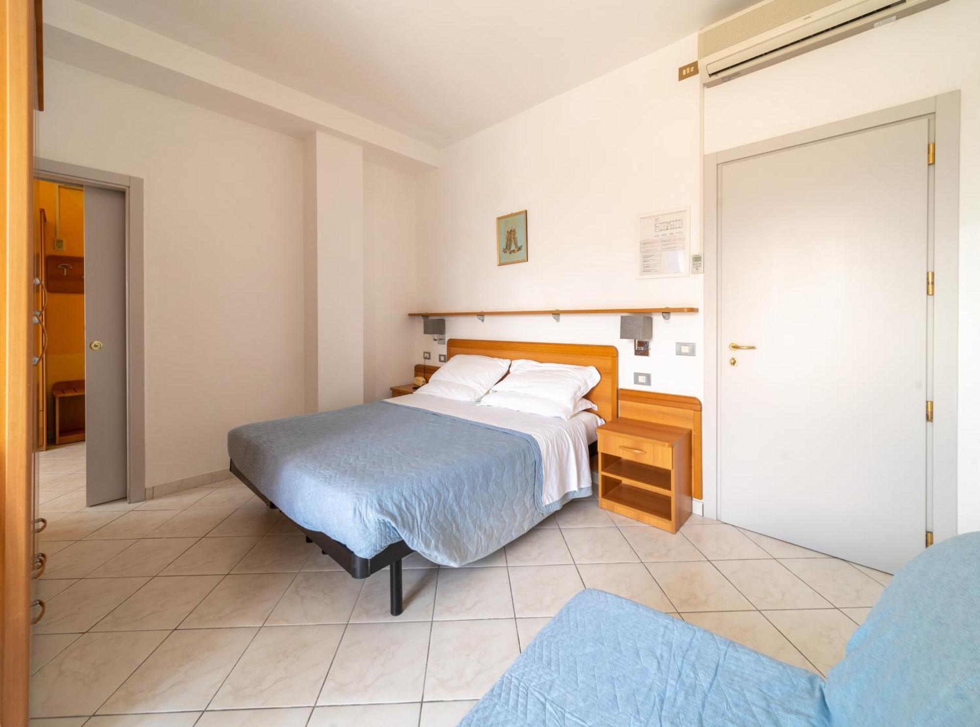 Hotel Casadei Fano Kültér fotó