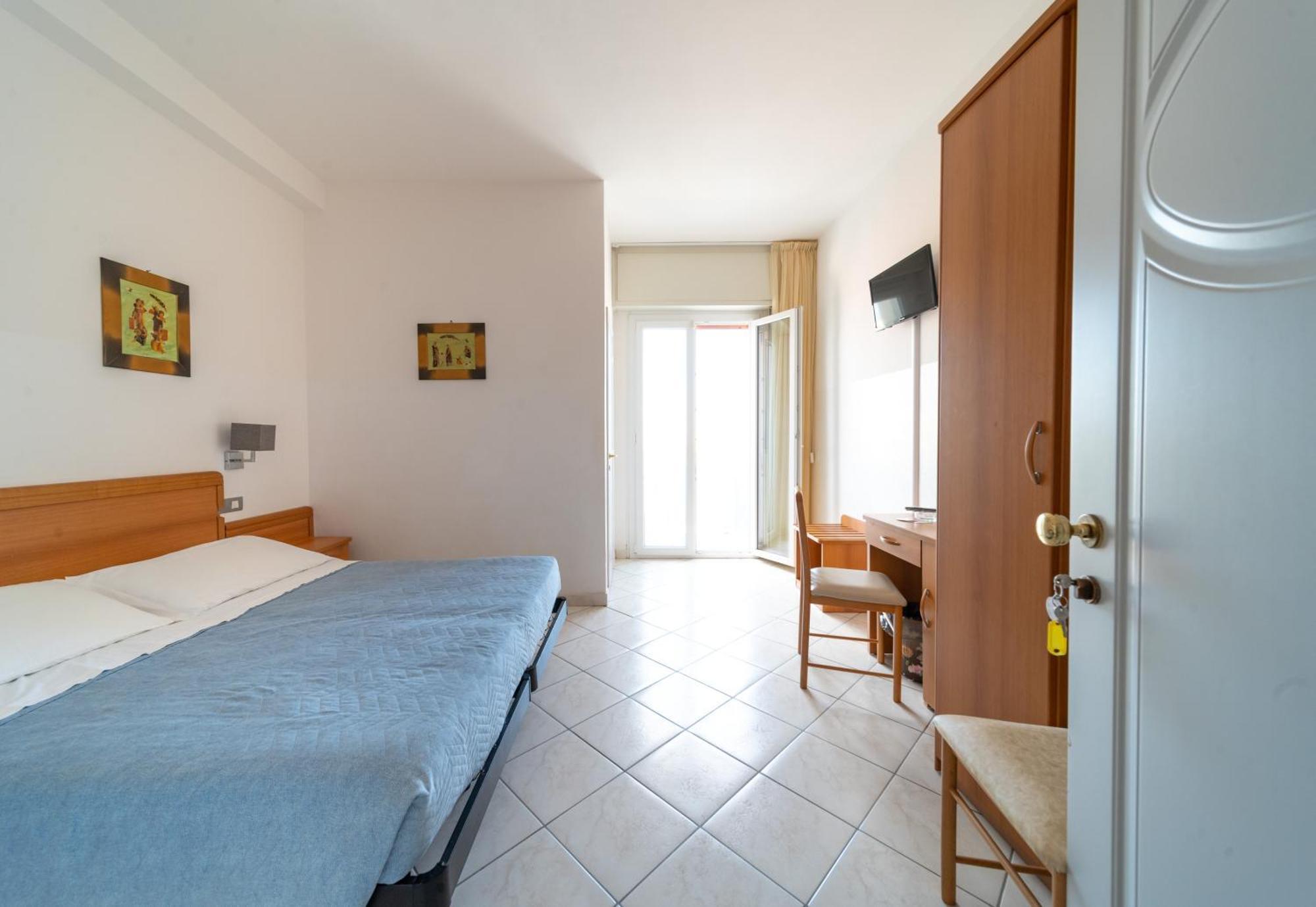 Hotel Casadei Fano Kültér fotó