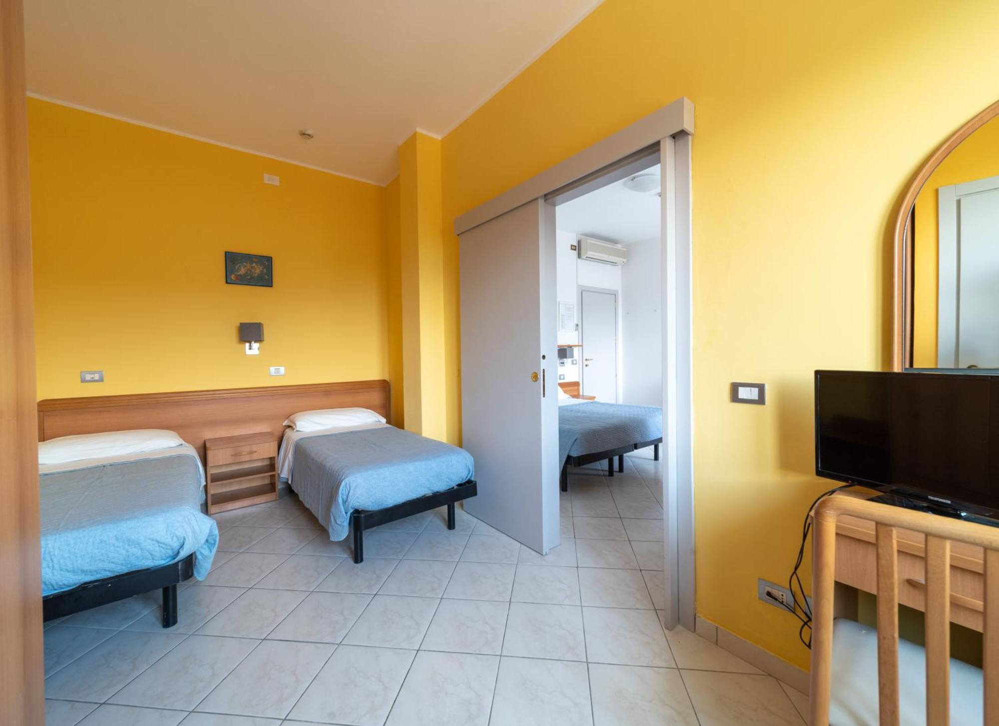 Hotel Casadei Fano Kültér fotó