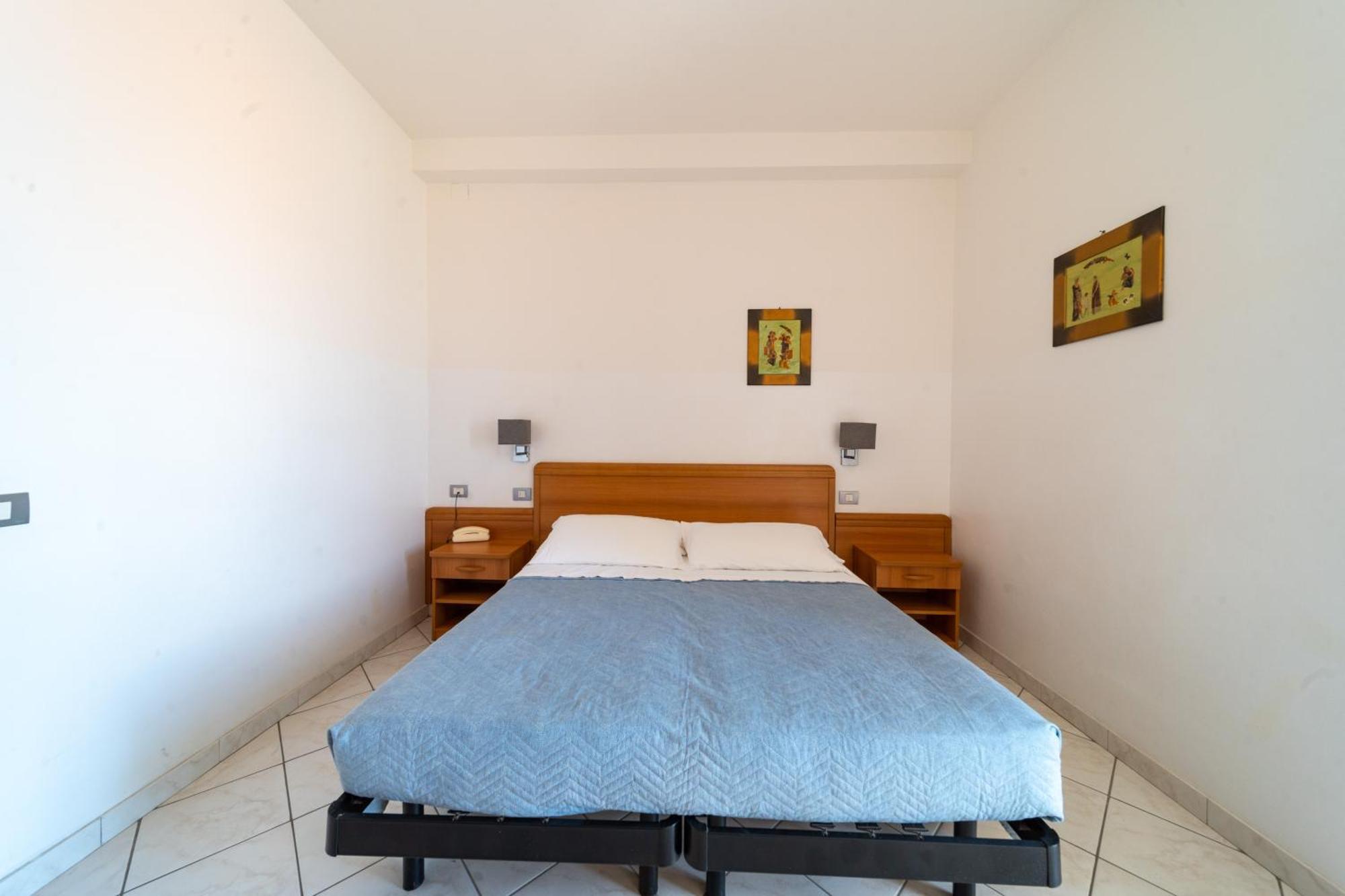Hotel Casadei Fano Kültér fotó
